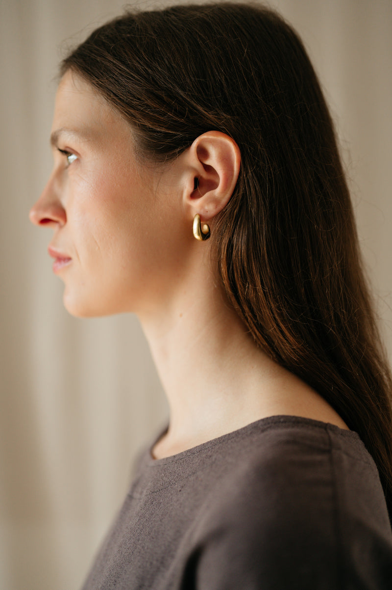 eco jewellery | gold plated earrings | gold plated jewellery | everyday earrings | minimalist earrings | handmade jewellery | sustainable jewellery 