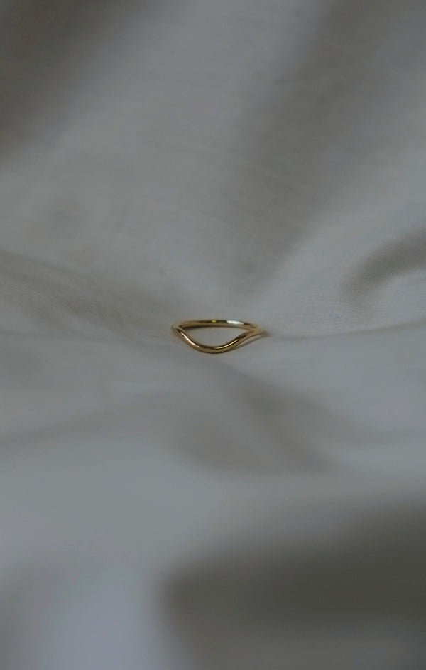 handmade solid gold shadow band wedding ring