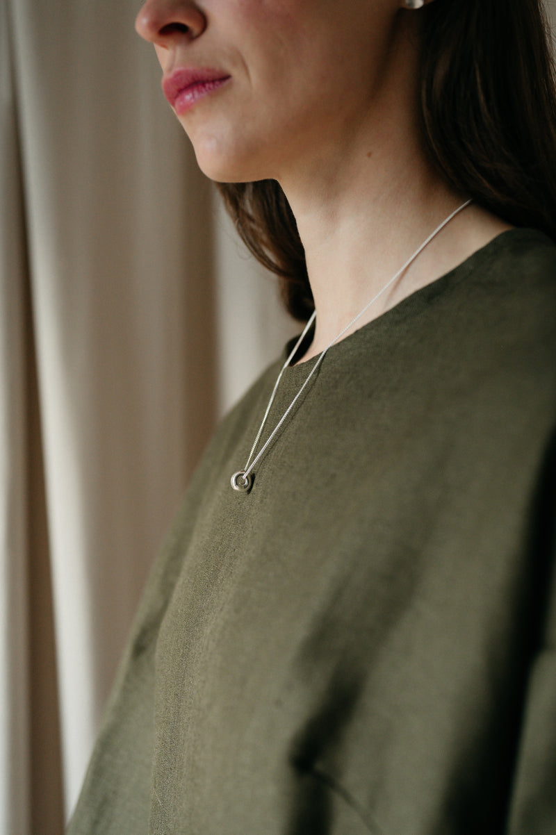 everyday jewellery | handmade jewellery | handmade necklace | eco jewellery | simple jewellery | modern jewellery | minimalist necklace | layering necklace